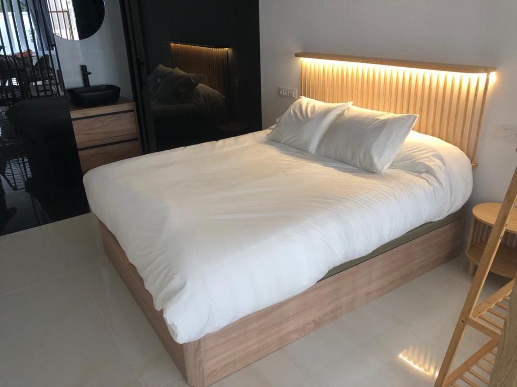 Suite Playamar Con Jacuzzi Torremolinos Exterior photo