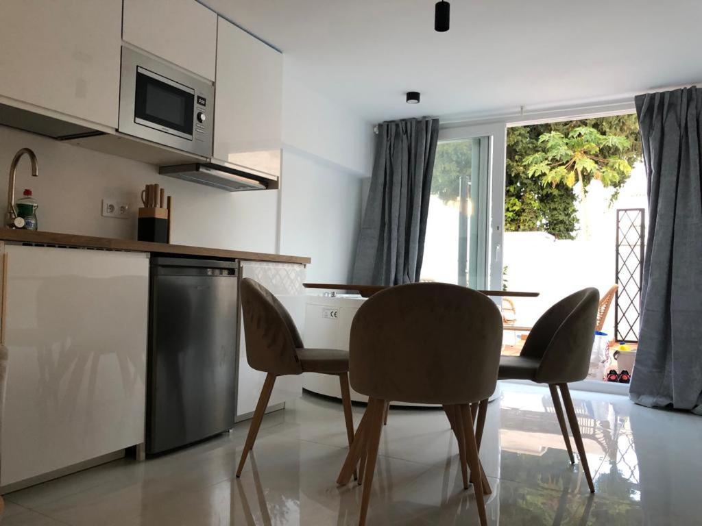Suite Playamar Con Jacuzzi Torremolinos Exterior photo